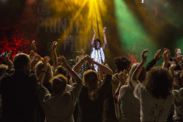 photo Jocelyn Balu et Burumba - festival Printemps du monde 2023 - Photo Zoé Lemonnier