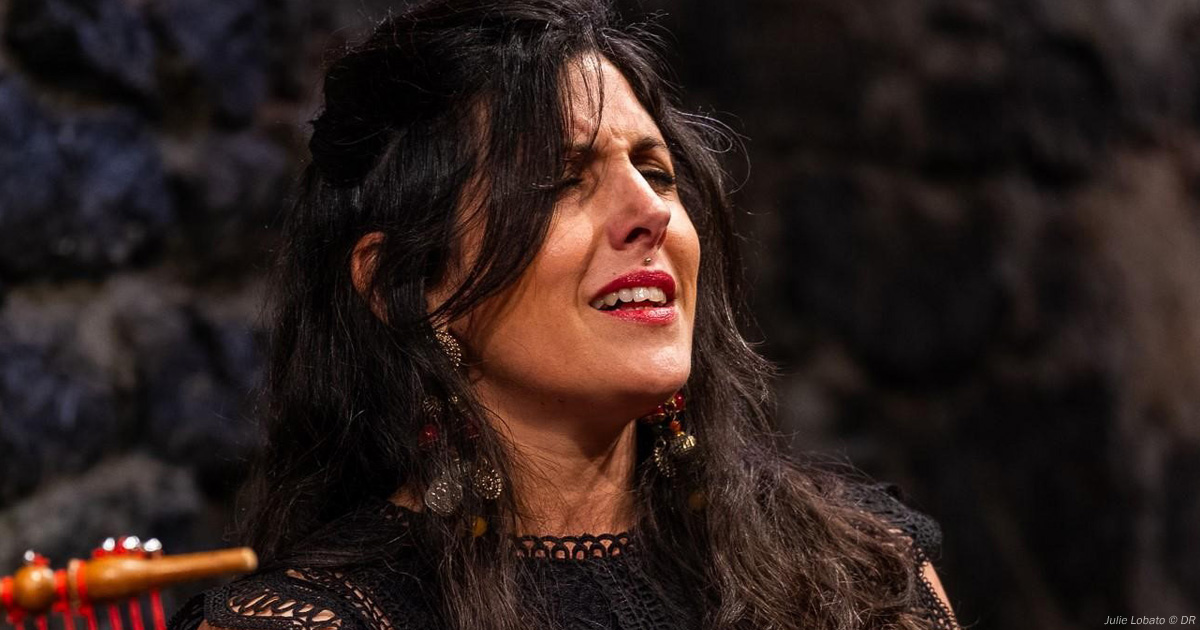 Julie lobato © DR
